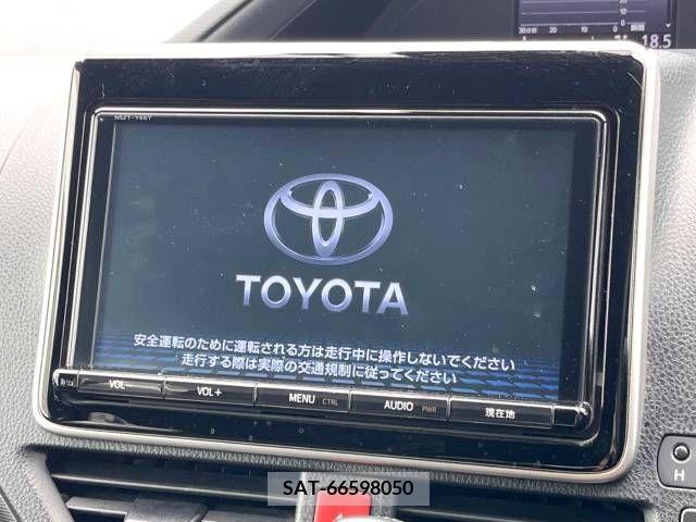 Toyota VOXY 2017-12 351970-2