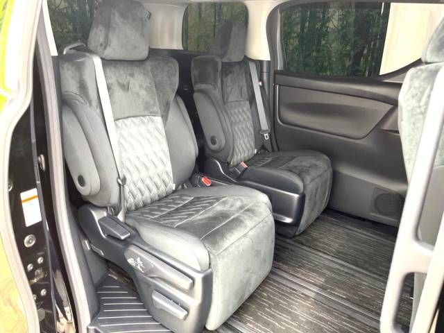 Toyota VELLFIRE 2018-12 15528-9