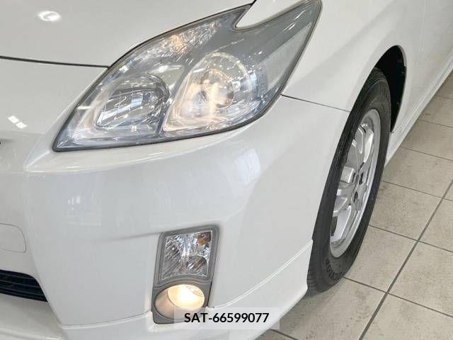 Toyota PRIUS 2011-10 322092-13