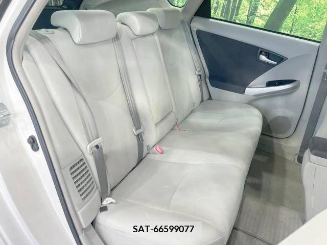Toyota PRIUS 2011-10 322092-9