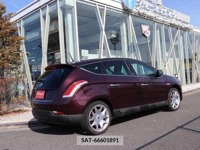 Lancia DELTA 2010-03 223920-2