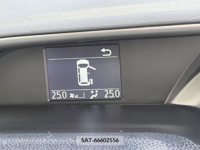 Toyota VOXY 2015-03 376689-17