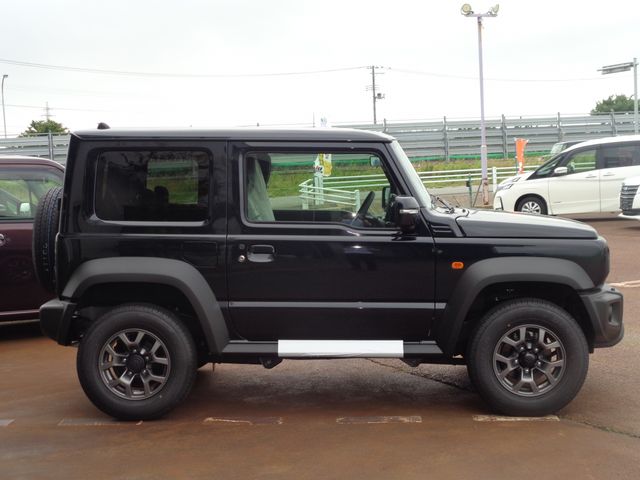 Suzuki JIMNY SIERRA 2023-10 19006-4