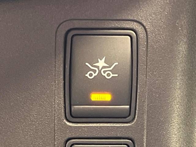 Nissan SERENA 2018-11 6895-7