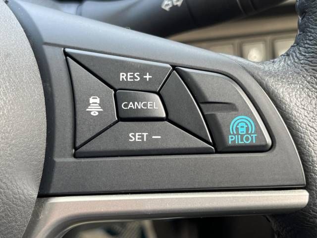 Nissan SERENA 2018-11 6895-6