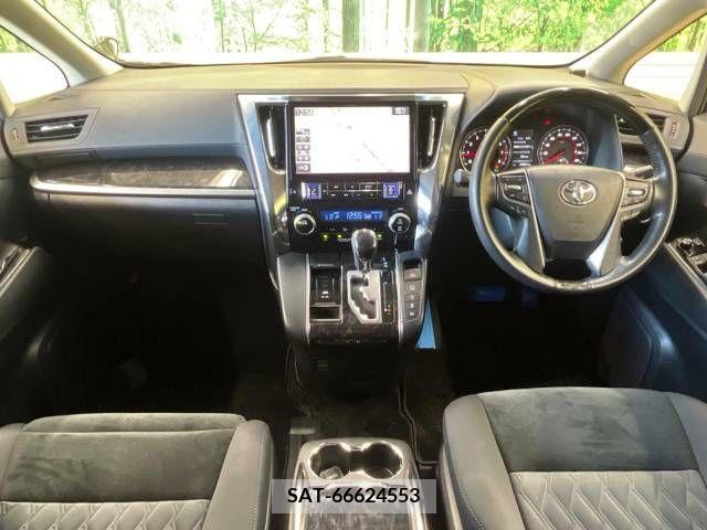 Toyota VELLFIRE 2018-10 347110-1