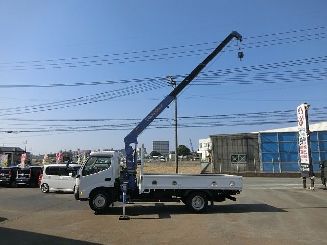 Hino DUTRO 2008-09 15293-19