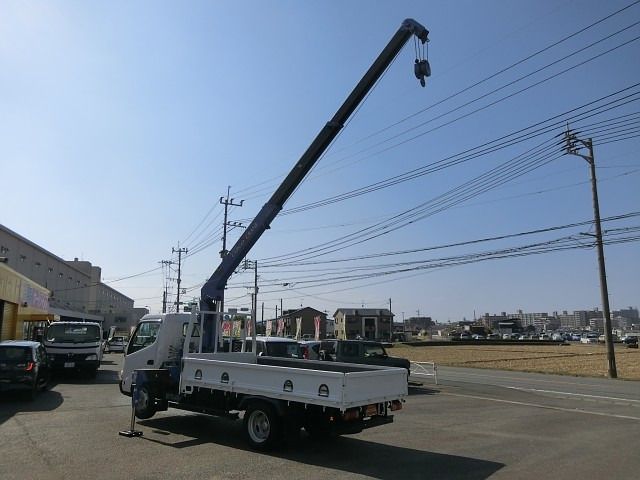 Hino DUTRO 2008-09 15293-17