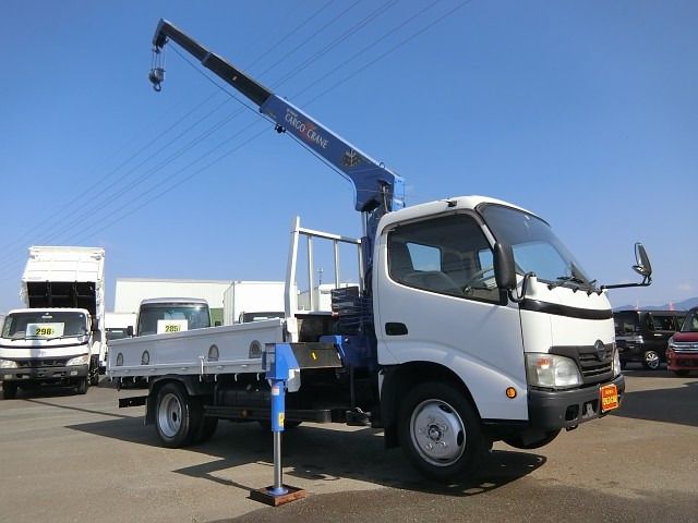 Hino DUTRO 2008-09 15293-15