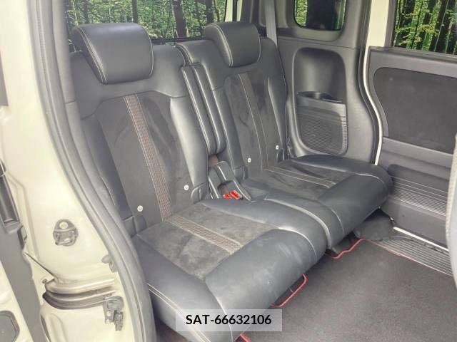 Honda N BOX CUSTOM 2017-10 279258-10