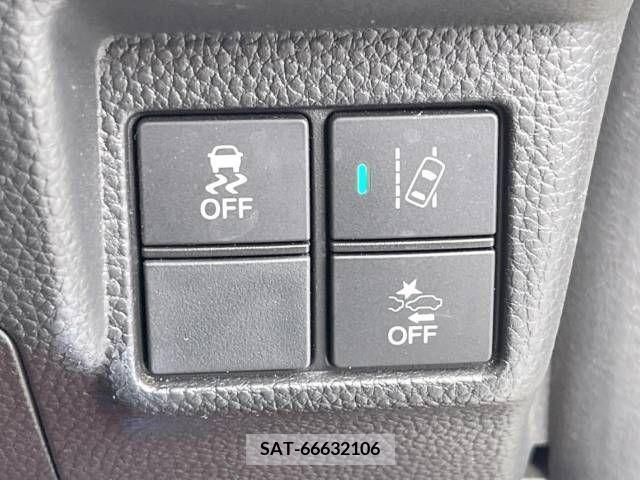 Honda N BOX CUSTOM 2017-10 279258-6