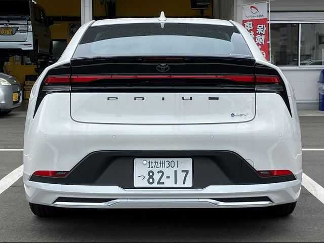 Toyota PRIUS 2023-06 191881-16