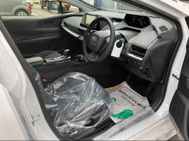 Toyota PRIUS 2023-06 191881-8