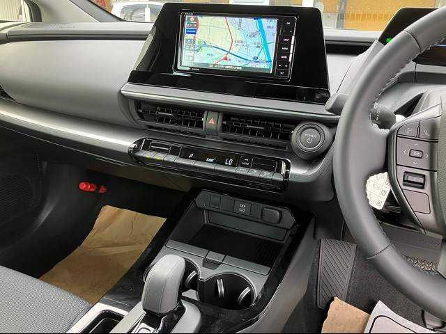 Toyota PRIUS 2023-06 191881-4