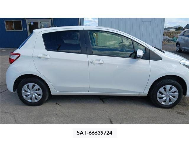 Toyota VITZ 2019-03 245566-4