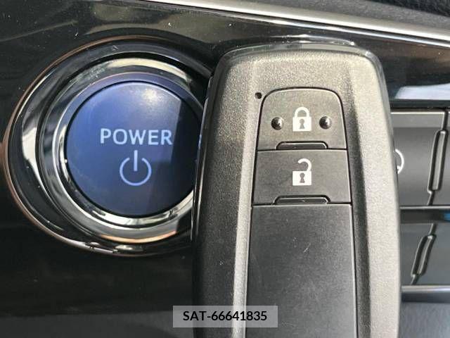 Toyota PRIUS 2019-03 322397-7