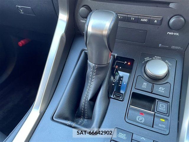 Lexus NX 2015-02 391910-28