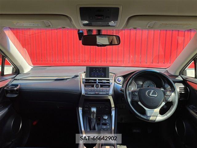 Lexus NX 2015-02 391910-17