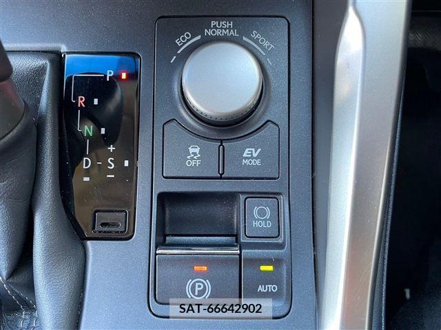 Lexus NX 2015-02 391910-29