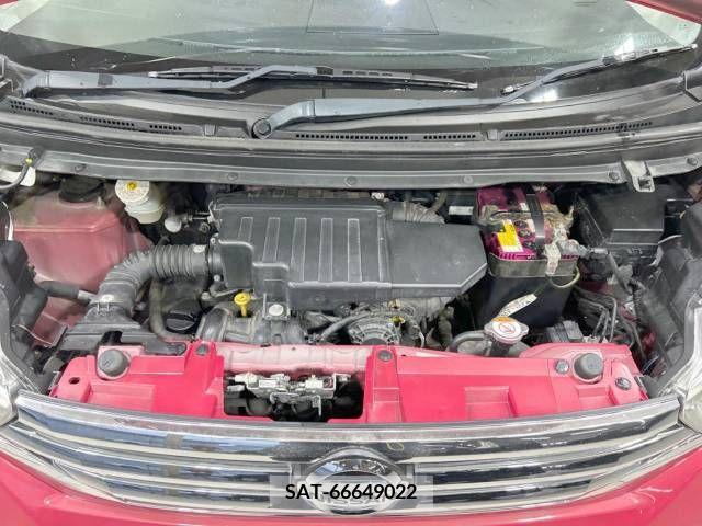 Nissan ROOX 2014-07 323748-18
