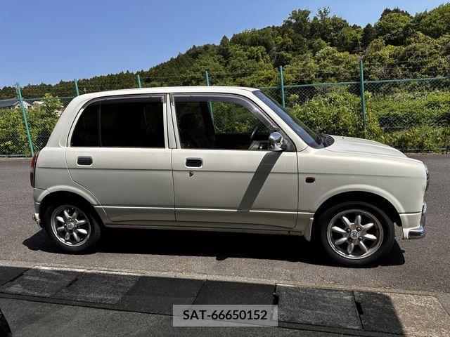 Daihatsu MIRAGINO 2003-06 277752-3
