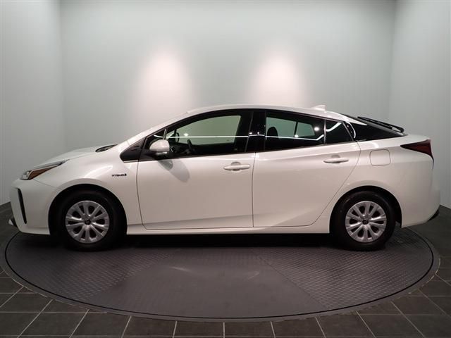 Toyota PRIUS 2019-10 13391-7