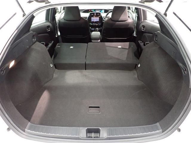 Toyota PRIUS 2019-10 13391-28