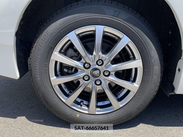 Toyota PRIUS PHV 2013-02 282581-7
