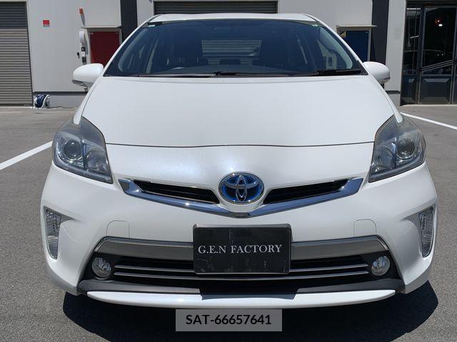 Toyota PRIUS PHV 2013-02 282581-1