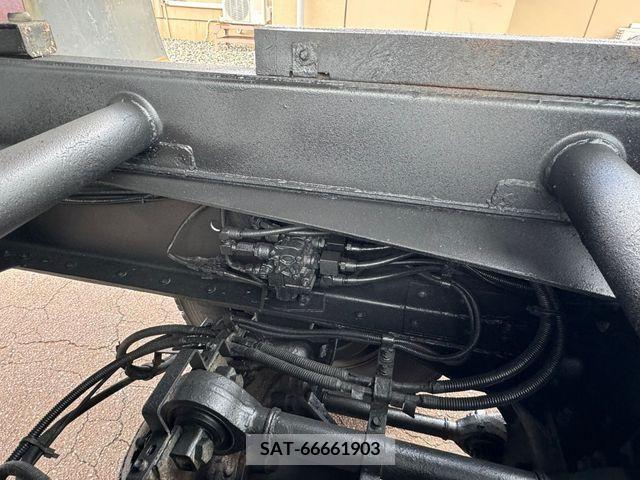 Isuzu GIGA 2012-01 351780-11