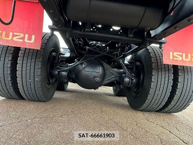 Isuzu GIGA 2012-01 351780-14