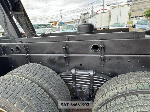 Isuzu GIGA 2012-01 351780-9