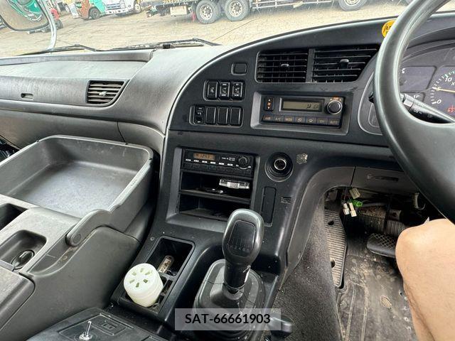 Isuzu GIGA 2012-01 351780-17