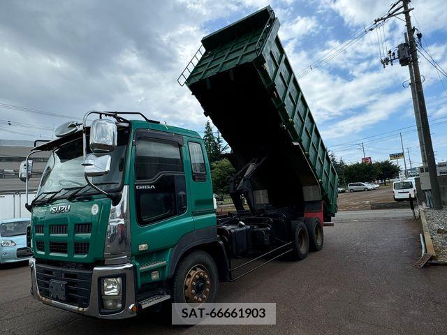 Isuzu GIGA 2012-01 351780-2