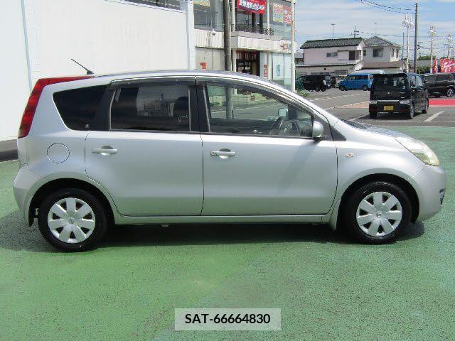 Nissan NOTE 2010-01 341694-17