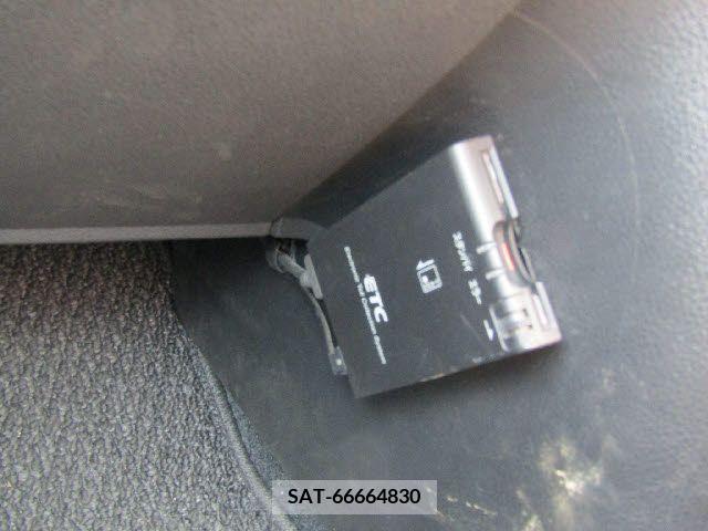 Nissan NOTE 2010-01 341694-5
