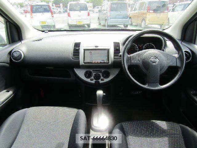 Nissan NOTE 2010-01 341694-1