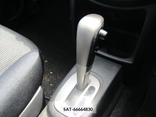 Nissan NOTE 2010-01 341694-19