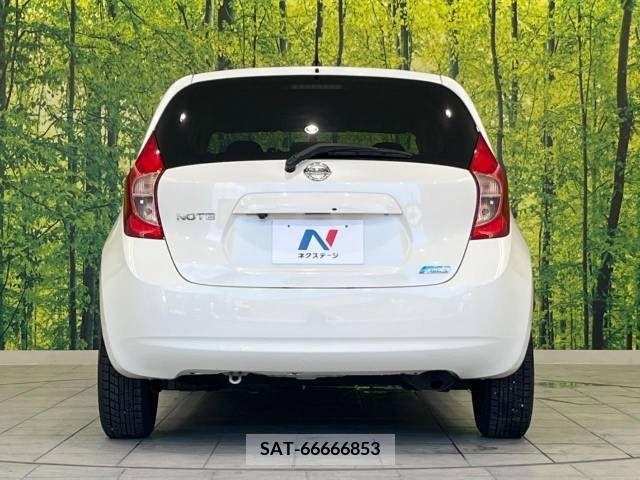 Nissan NOTE 2014-05 365374-16