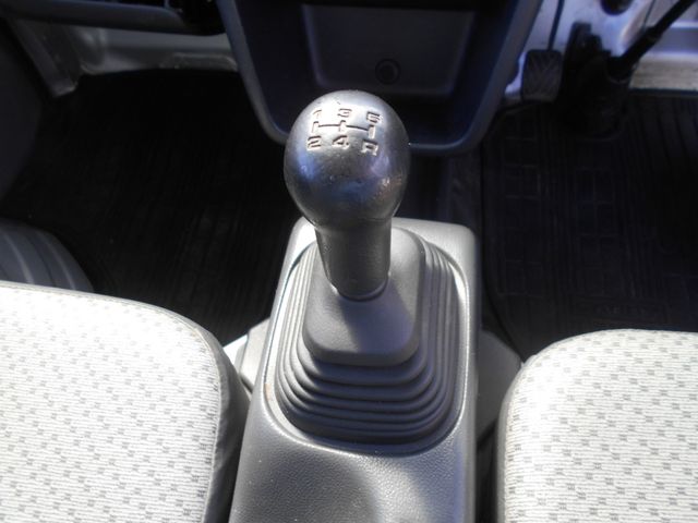 Suzuki CARRY TRUCK 2016-03 9676-7