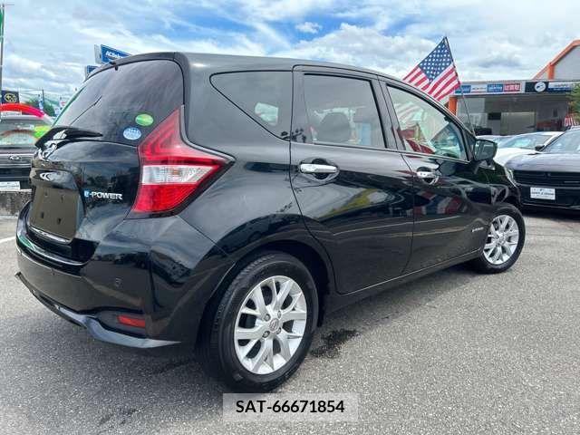 Nissan NOTE 2016-12 336417-6