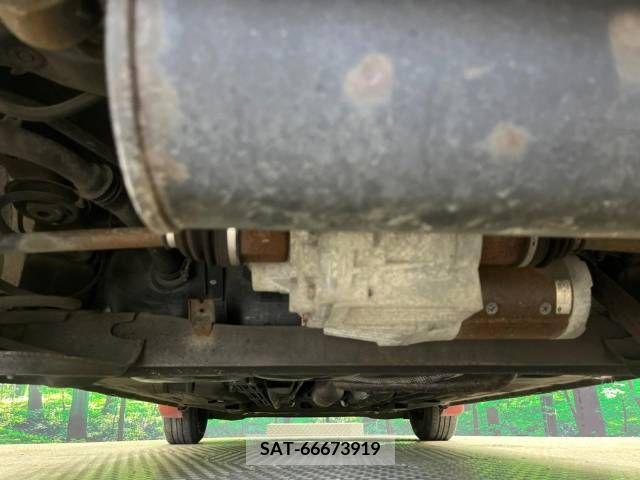 Nissan NOTE 2015-07 365285-19