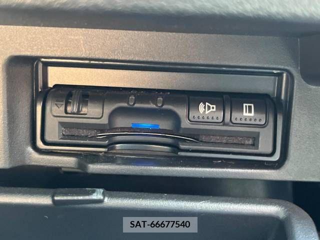 Nissan SERENA 2018-03 385927-5