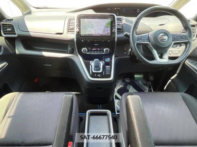 Nissan SERENA 2018-03 385927-1