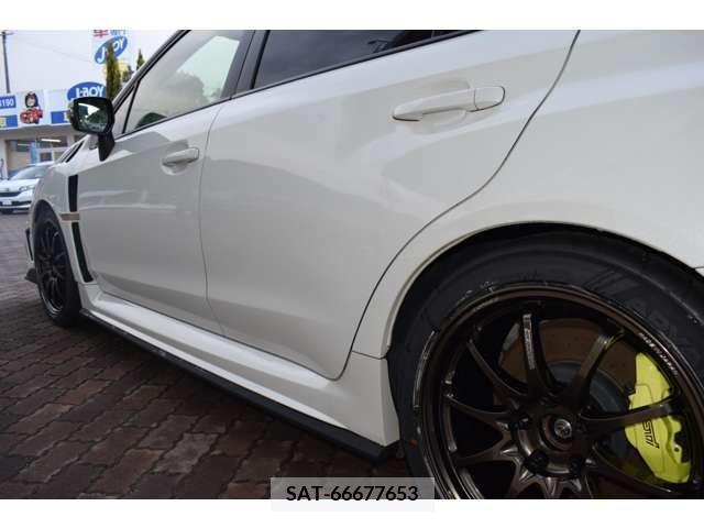 Subaru WRX STI 2018-01 216911-15