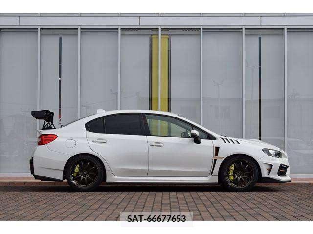 Subaru WRX STI 2018-01 216911-1