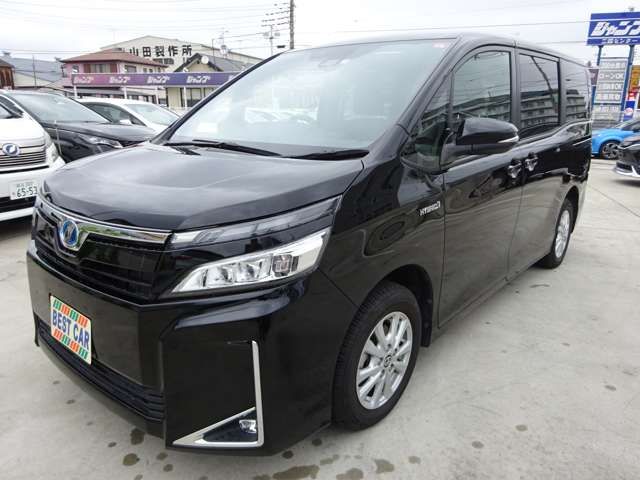 Toyota VOXY HYBRID 2019-04 11381-5