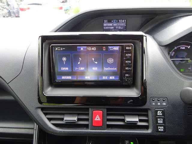 Toyota VOXY HYBRID 2019-04 11381-16