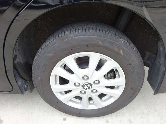 Toyota VOXY HYBRID 2019-04 11381-12