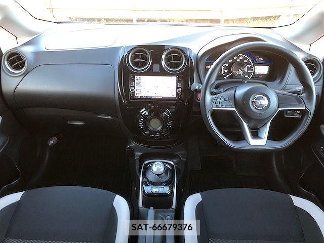 Nissan NOTE 2017-05 213195-1